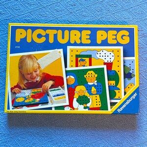 Vintage Ravensburger picture peg game